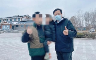 网友在高速服务区偶遇雷军：亲自试驾测试小米SU7 ！
