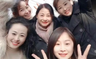 姐弟烧伤：四位姨妈剃光头捐头皮 ！