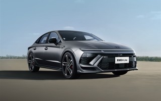 中国B级轿车整体失守20万元价格线！BBA打骨折促销 !