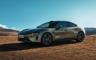 雷军：骂小米确实有流量 但是一定要客观 不要故意抹黑 ！