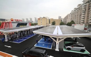华为600kW液冷超充桩加持！中石油首座“超级充电+便利店”示范站投运 !