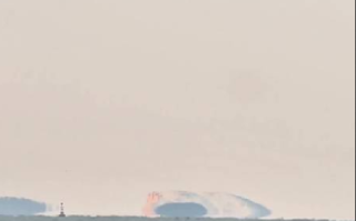 烟台蓬莱海面雪后现海滋奇观：海岛仿佛 “漂浮”在半空 ！