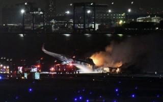 日本认定飞机相撞为航空事故！日航取消116架次航班 影响近2万人 ！