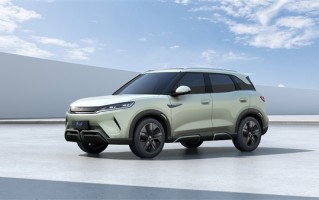 10万级又一强力选手！比亚迪全新元UP到店：爆款预定 ！