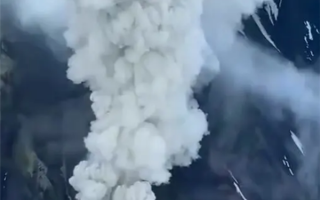 600年来首次！俄罗斯一座火山喷发：火山灰柱高达6000米 !