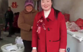 村委会回应女子37岁当婆婆：她家确有办婚酒 ！