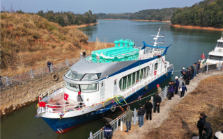 中国首艘氢燃料电池动力商务接待船顺利下水：零部件国产化率100% ！