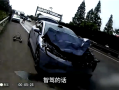 时速112km/h直怼大货车 司机：我开了智驾但AEB没生效 ！