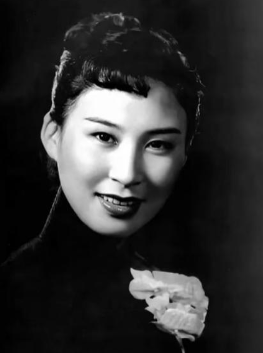 《小城之春》女主角韦伟在香港去世,享年101岁 !-第1张图片 《小城之春》女主角韦伟在香港去世,享年101岁 !-第1张图片