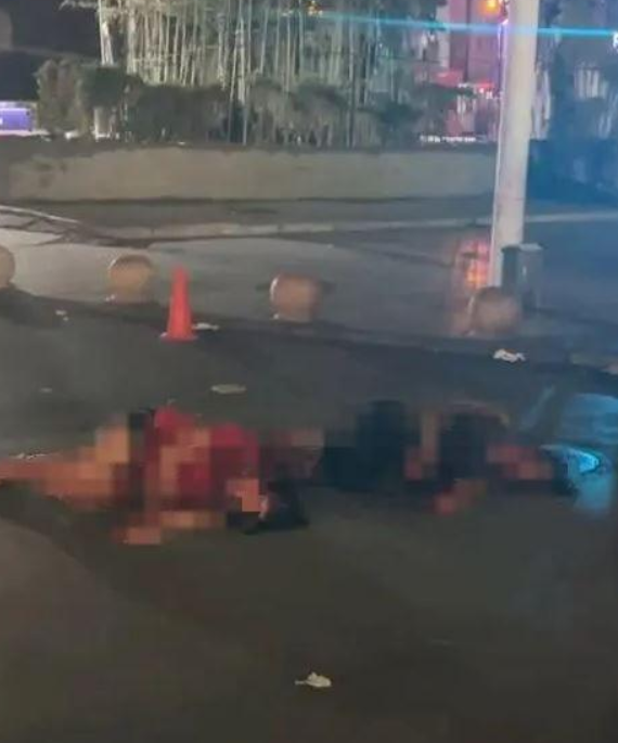 警方回应两女子带着血迹跑进电梯:已接手调查此事 !-第1张图片 警方回应两女子带着血迹跑进电梯:已接手调查此事 !-第1张图片