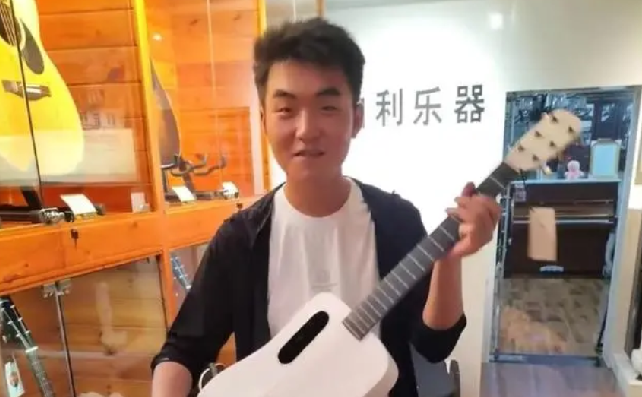 跳河救人遇难小伙本计划春节相亲：三人被评定为“何同猛见义勇为群体” ！-第1张图片