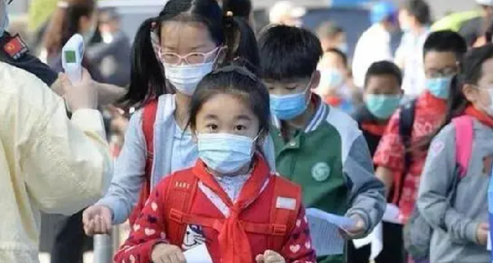 浙江一小学因多名学生发热全班停课：采取停课4天的防控措施 ！-第1张图片